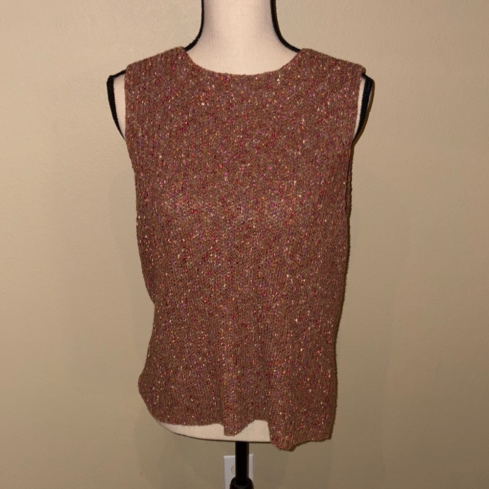 Women's Sleeveless Knit Top